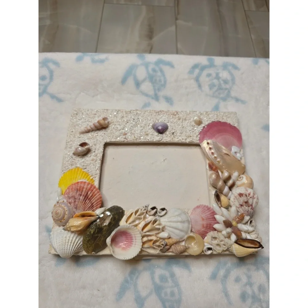 Vintage Seashell Picture Frame Coastal Beach Decor‎ Handcrafted Shell Art 5x3.5